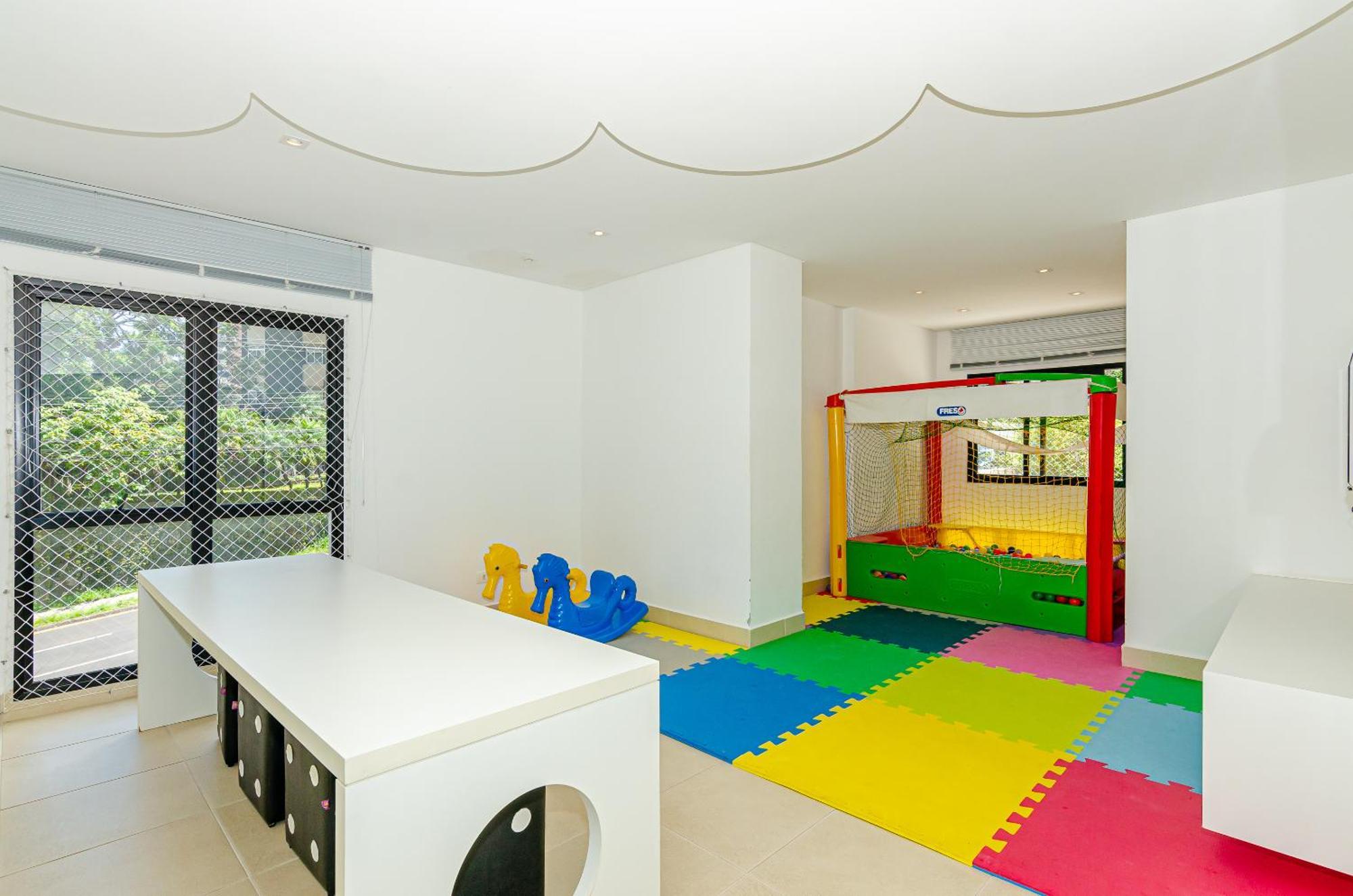 Sky Batel - Urooms Apartment *